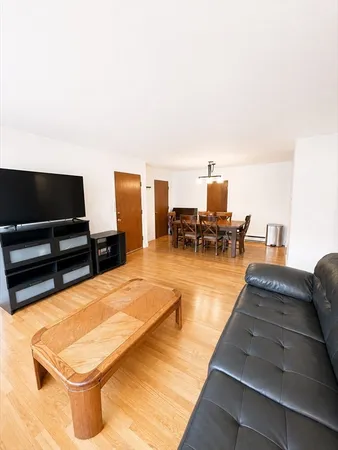 $1,975 | 147 Milk Street, Unit 18, Westborough, MA 01581