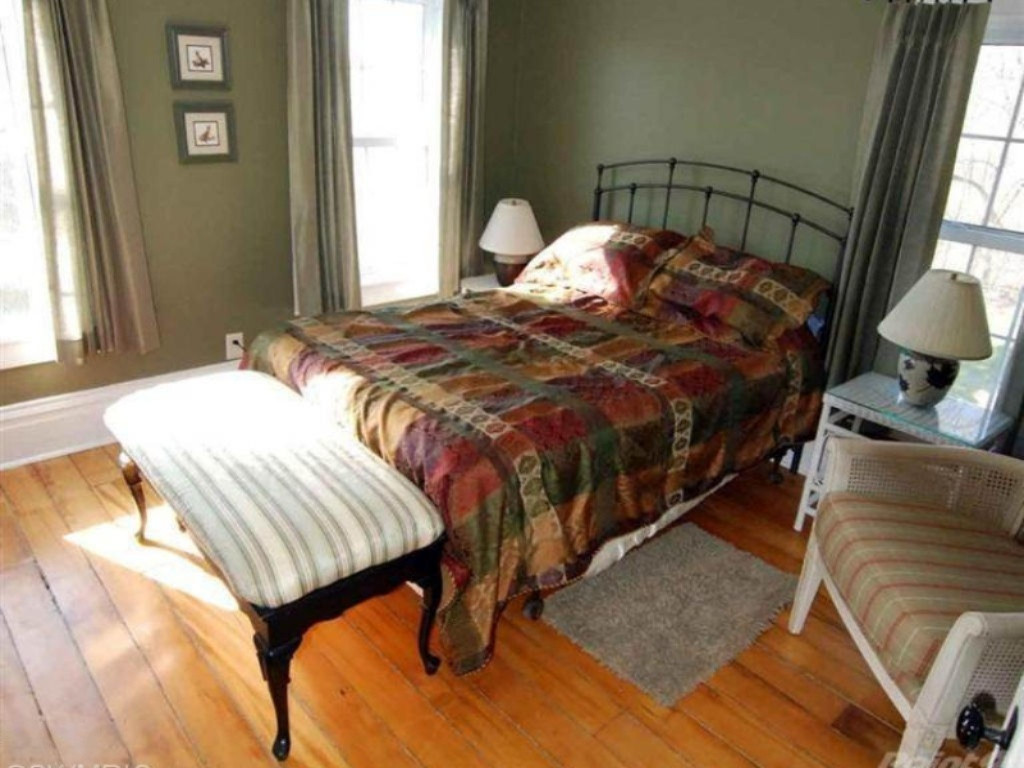 1723 North Philip Road Niles, MI 49120 - Photo 16 of 25 15 Upstairs bedroom 1