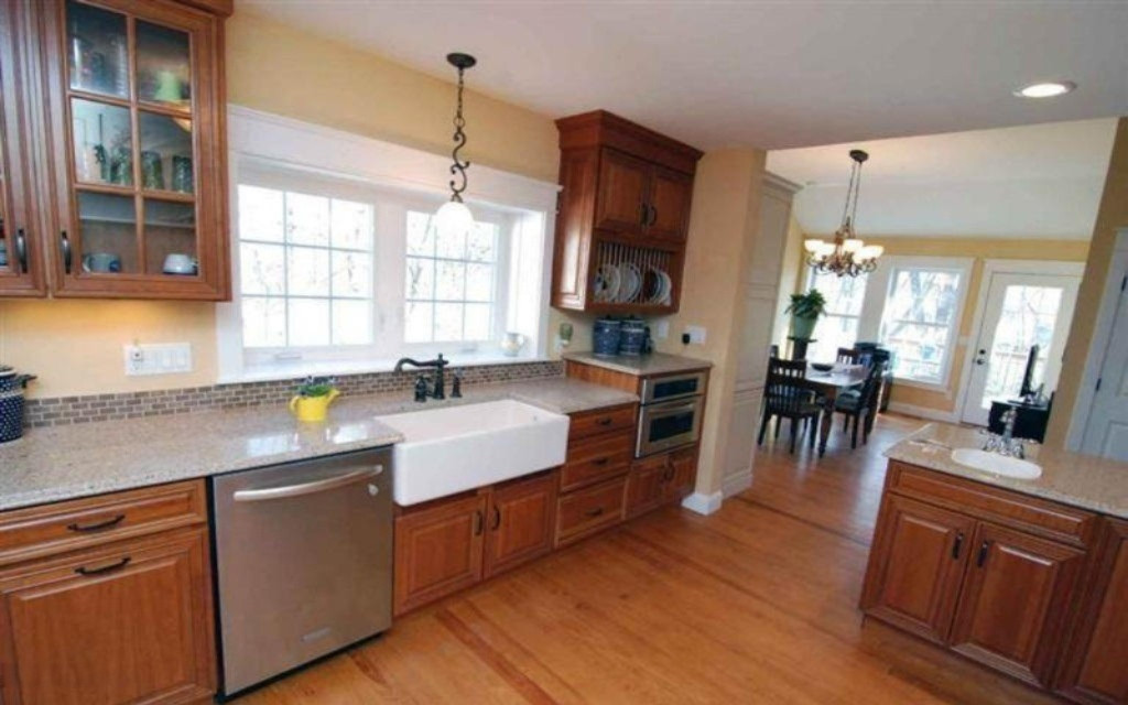1723 North Philip Road Niles, MI 49120 - Photo 5 of 25 5 Kitchen and Dining room