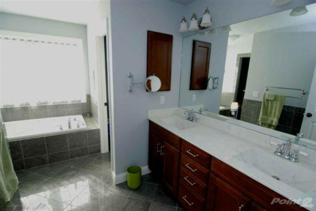 1723 North Philip Road Niles, MI 49120 - Photo 10 of 25 9 Master Bathroom