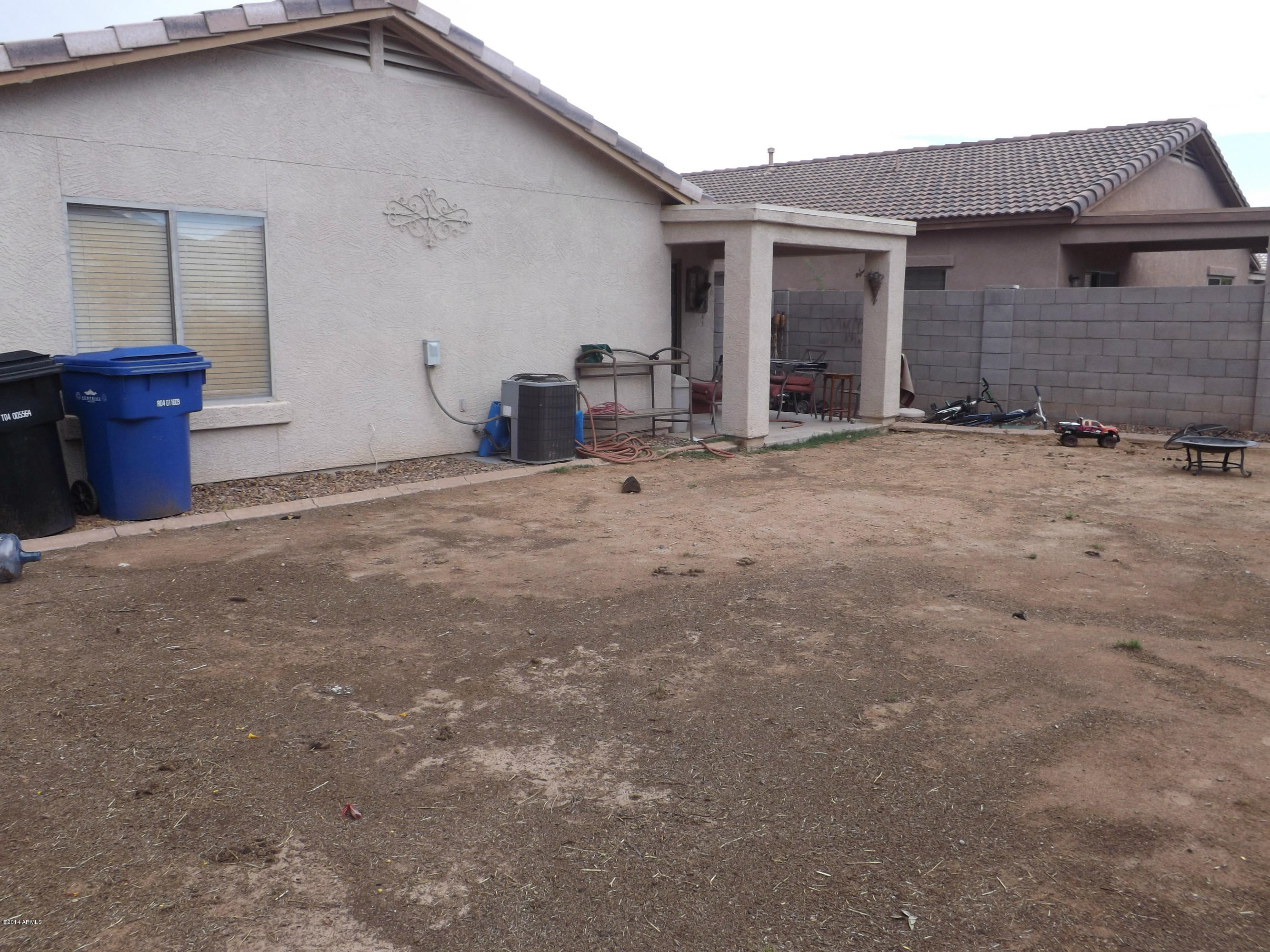 16841 West Rimrock Street Surprise, AZ 85388 - Photo 16 of 20 backyard