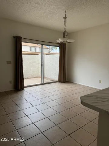 $1,995 | 4114 East Union Hills Drive, Unit 1004, Phoenix, AZ 85050
