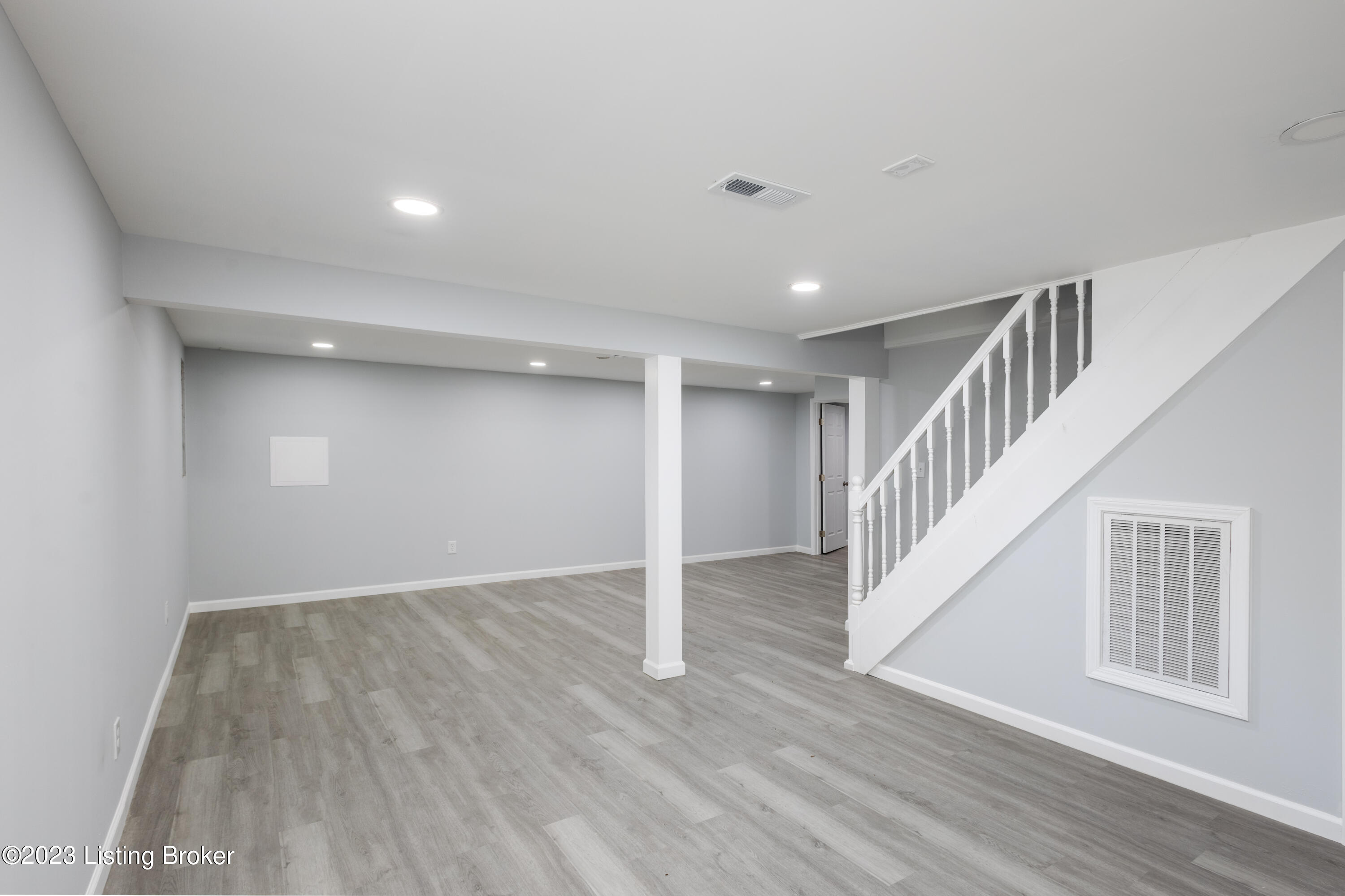 4803 Billtown Road Louisville, KY 40299 - Photo 22 of 23 EOSR8501-HDR
