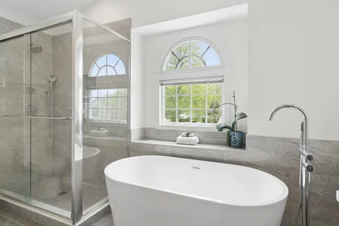 $769,000 | 1412 Village Court, Buffalo Grove, IL 60089