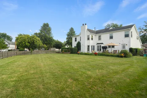 $769,000 | 1412 Village Court, Buffalo Grove, IL 60089