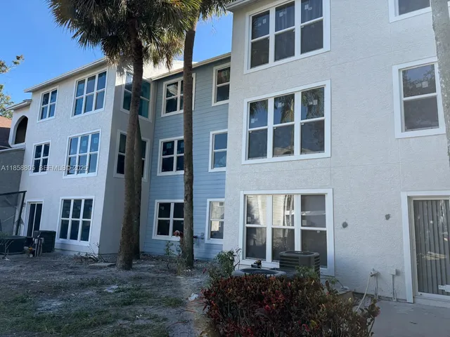 $1,995 | 2319 North Congress Avenue, Unit 15, Boynton Beach, FL 33426