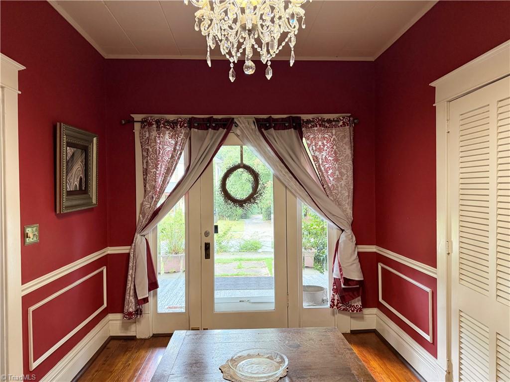 907 Johnson Street High Point, NC 27262 - Photo 3 of 19 Gallery Image 3