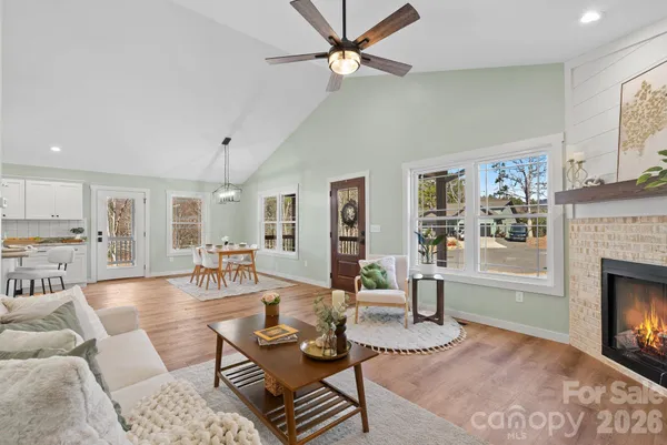 $429,900 | 56 White Oak Place, Mars Hill, NC 28754