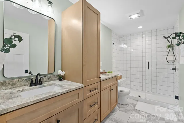 $449,000 | 56 White Oak Place, Mars Hill, NC 28754