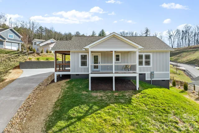 $449,000 | 56 White Oak Place, Mars Hill, NC 28754