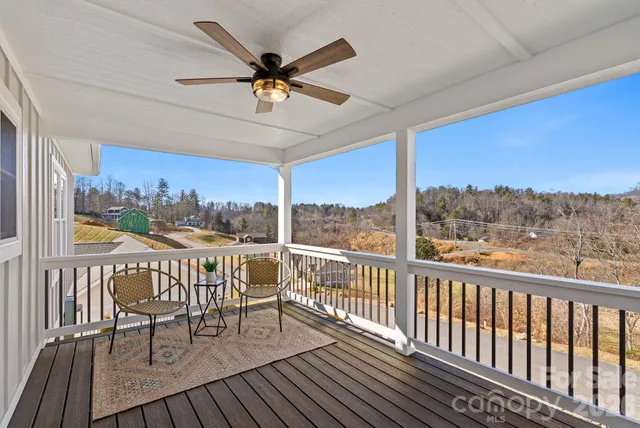 $449,000 | 56 White Oak Place, Mars Hill, NC 28754