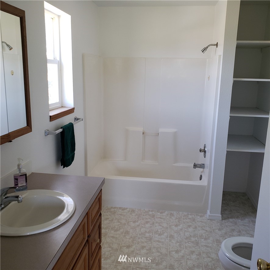 21462 Lafayette Road Sedro-Woolley, WA 98284 - Photo 11 of 13 Gallery Image 11