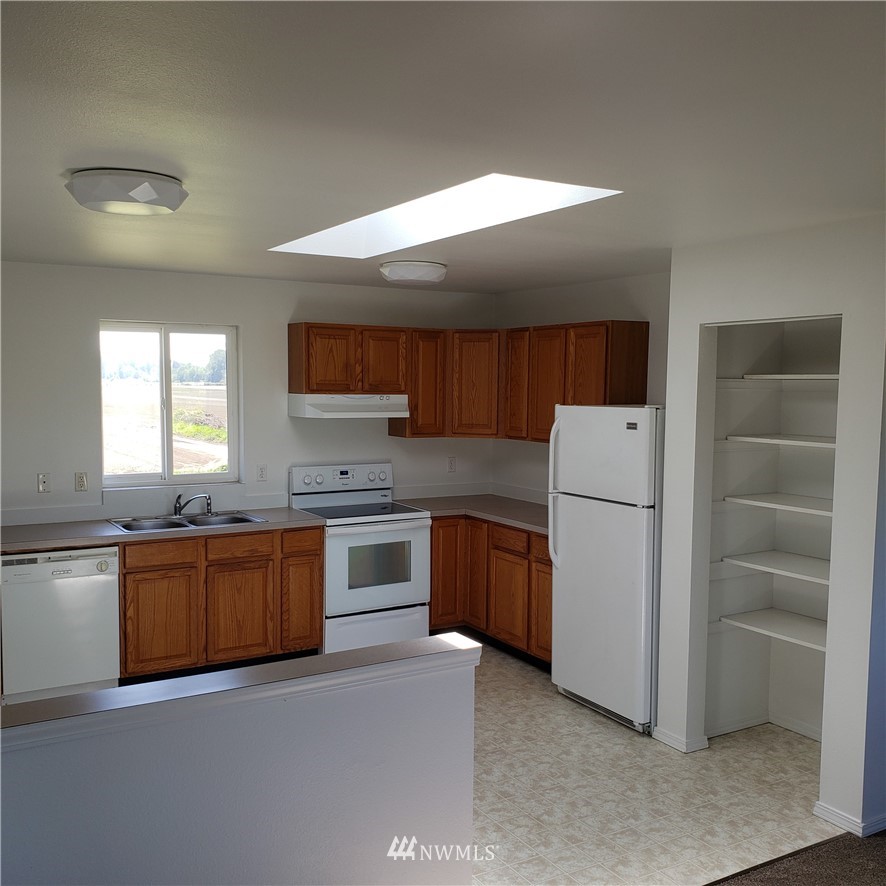21462 Lafayette Road Sedro-Woolley, WA 98284 - Photo 8 of 13 Gallery Image 8
