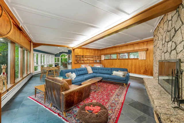 $1,050,000 | 679 Kearsarge Road, Conway, NH 03860