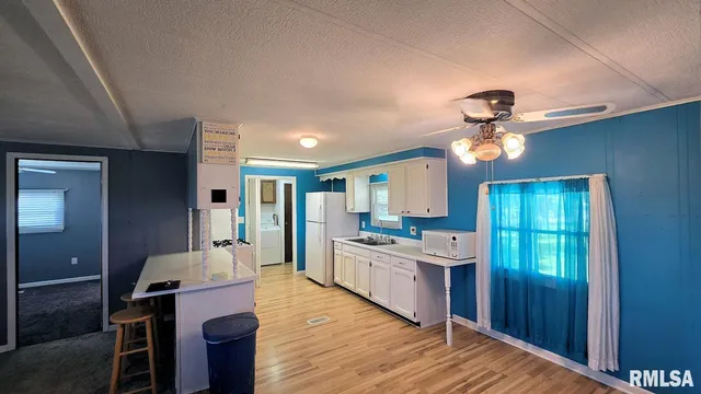 $149,900 | 202 Evans Street, Loami, IL 62661