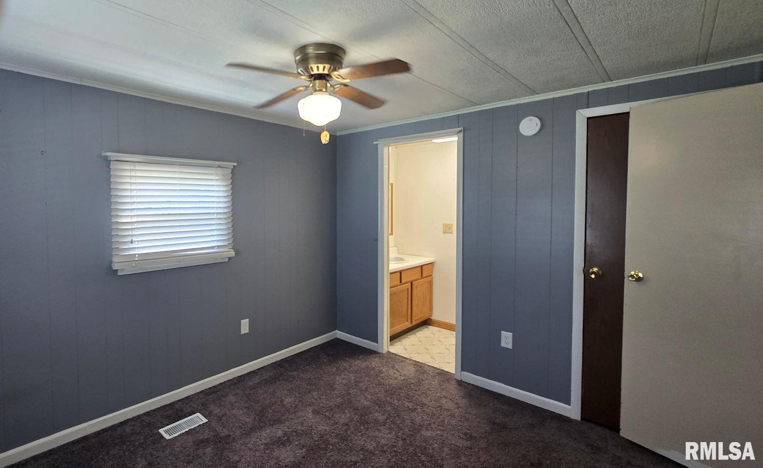 202 Evans Street Loami, IL 62661 - Photo 5 of 17