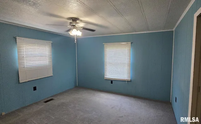 $149,900 | 202 Evans Street, Loami, IL 62661