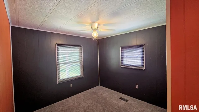 $149,900 | 202 Evans Street, Loami, IL 62661