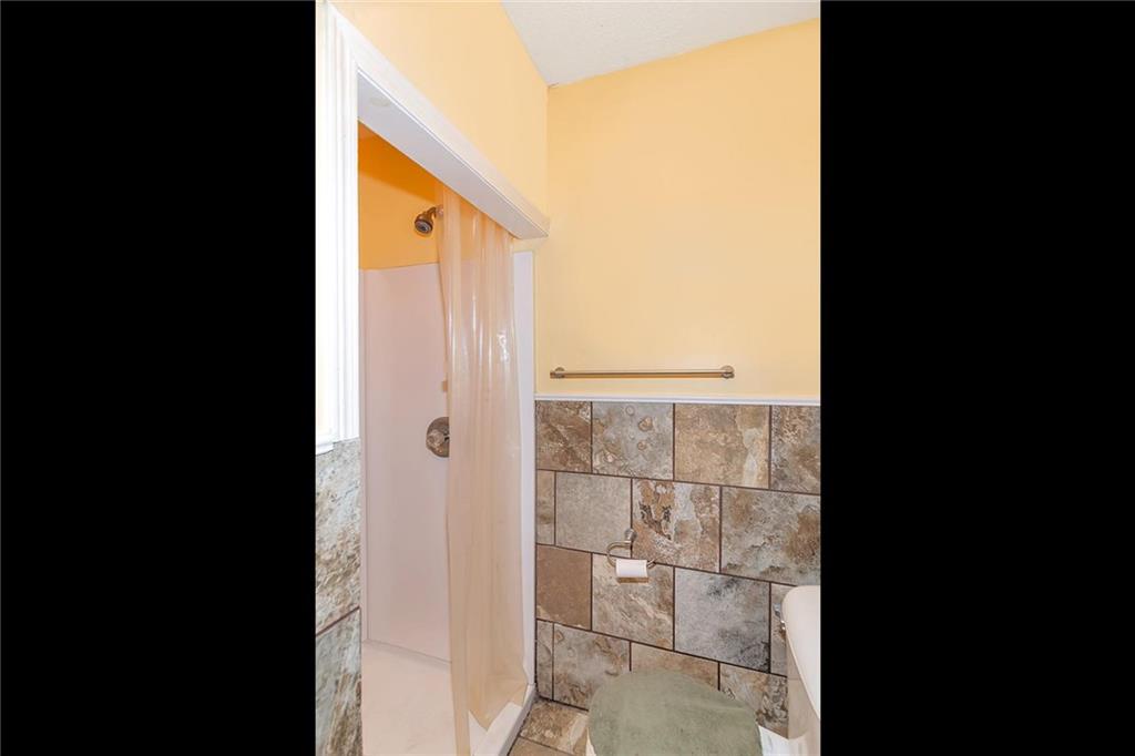 303 Howard Road Greenwood, IN 46142 - Photo 21 of 30 Gallery Image 21