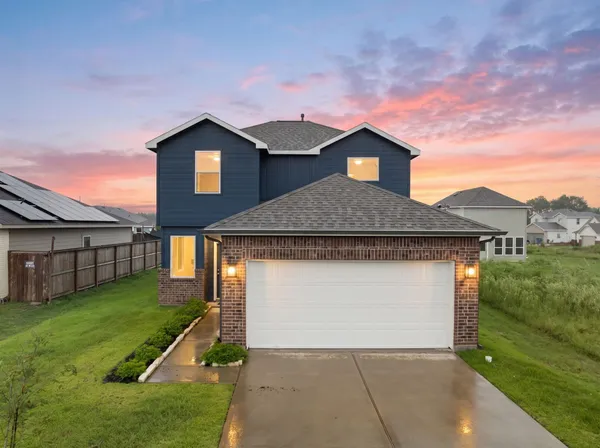 $269,990 | 111 County Road 5102B, Cleveland, TX 77327