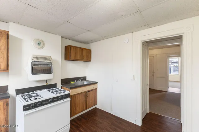 $1,100 | 30 Bradford Street, Albany, NY 12206