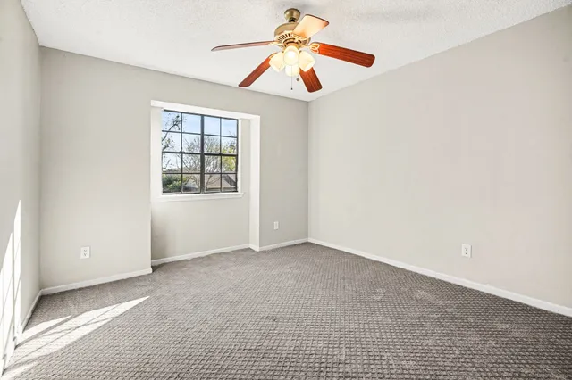 $360,000 | 107 Sandalwood Drive, Lake Jackson, TX 77566