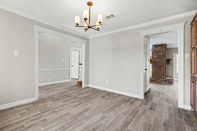 $360,000 | 107 Sandalwood Drive, Lake Jackson, TX 77566