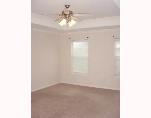 a view of empty room with window