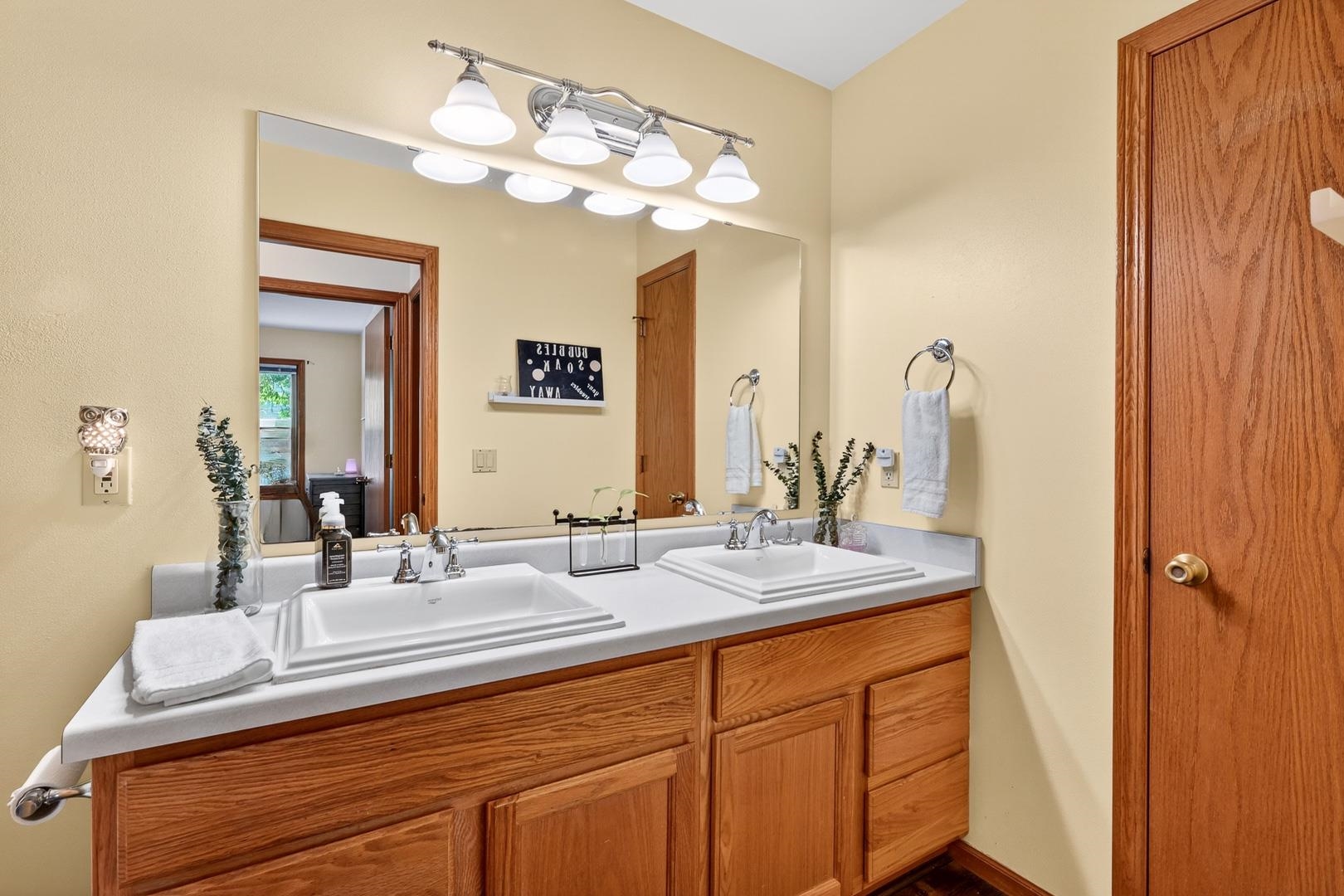 6217 Adobe Way Madison, WI 53719 - Photo 20 of 44