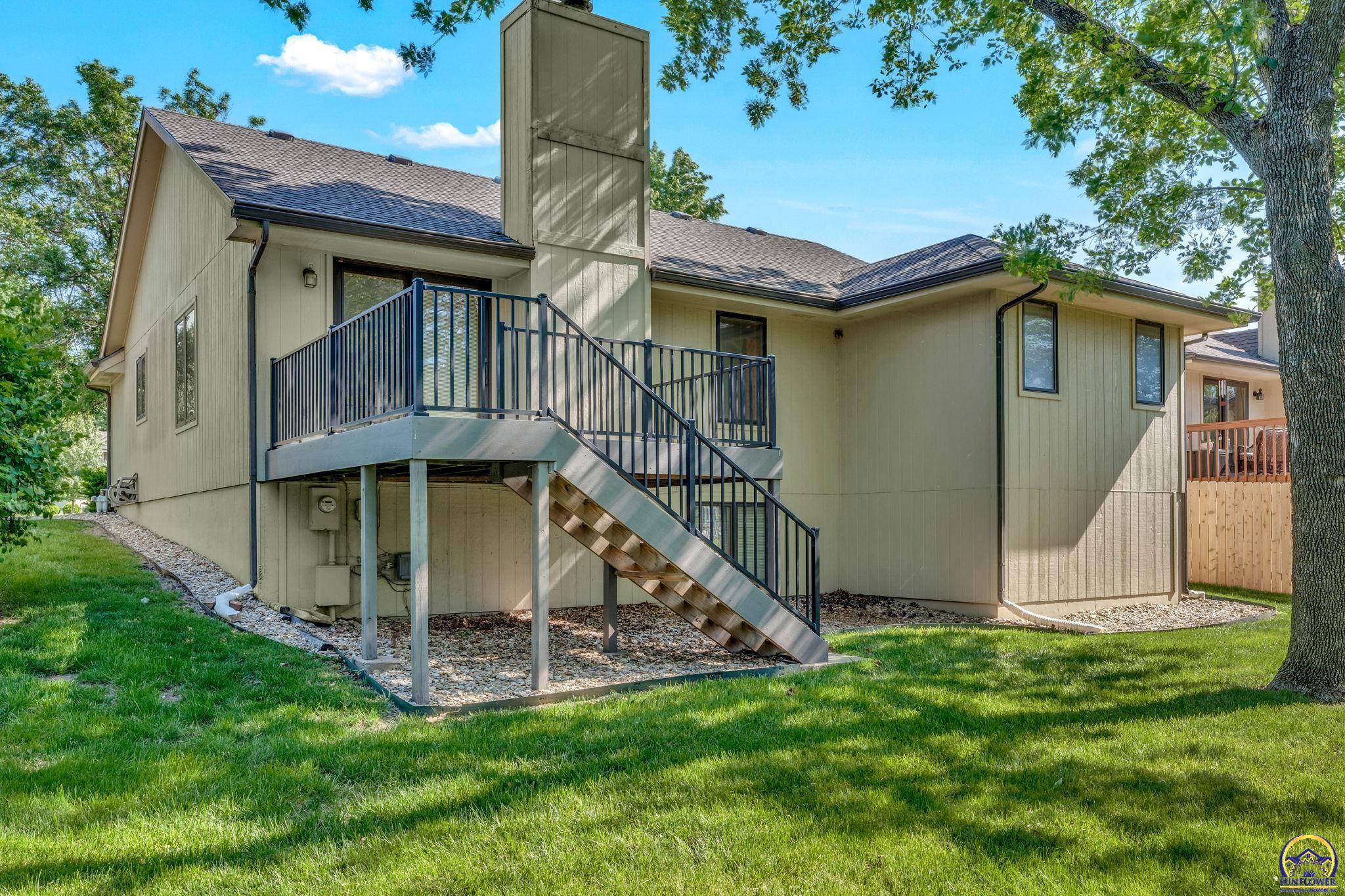 5973 Southwest 31st Street Topeka, KS 66614 - Photo 10 of 38