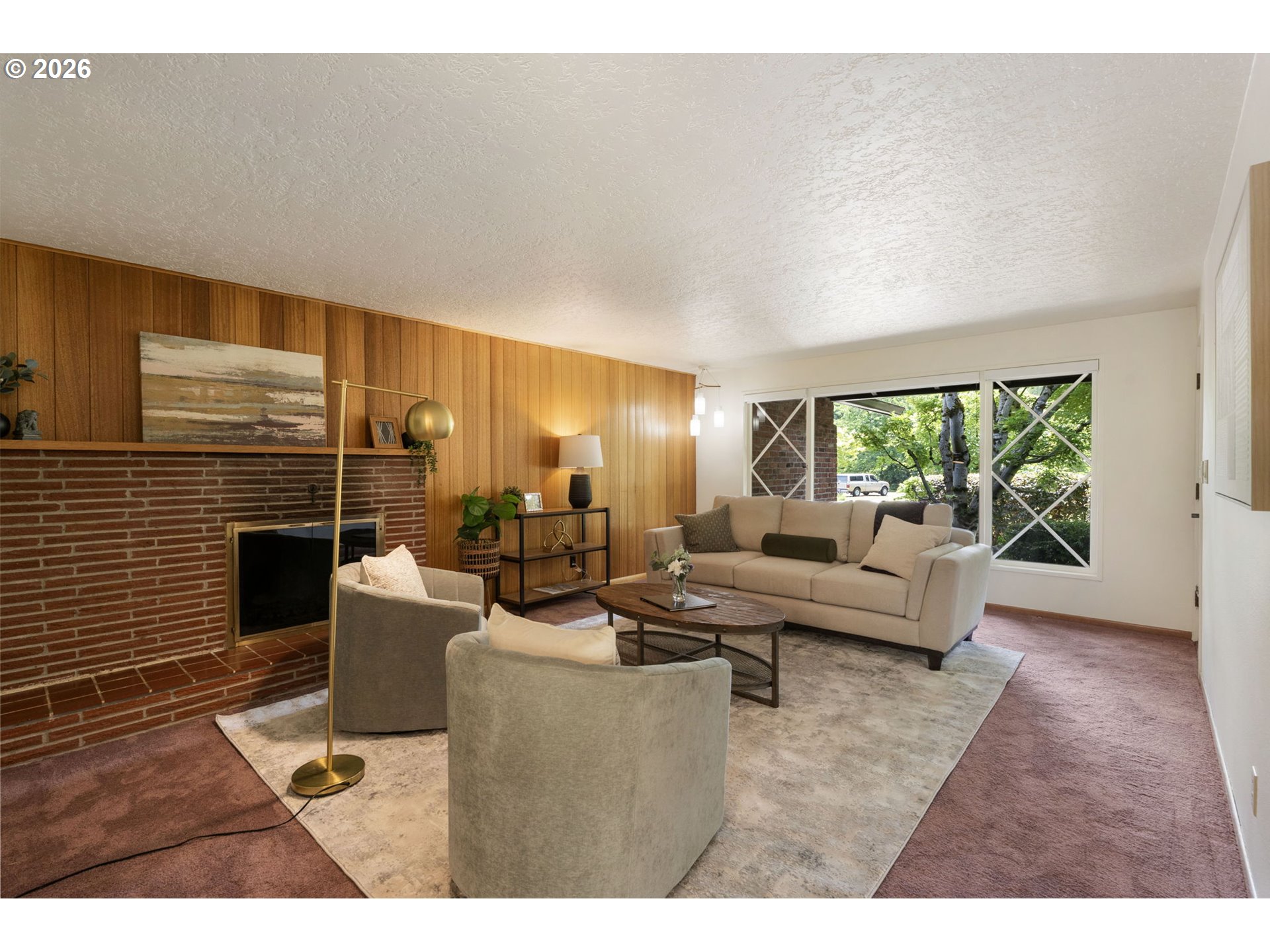 5919 Southwest Miles Street Portland, OR 97219 - Photo 6 of 33 Living Room