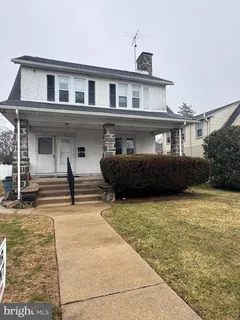 $1,900 | 1511 East Darby Road, Havertown, PA 19083