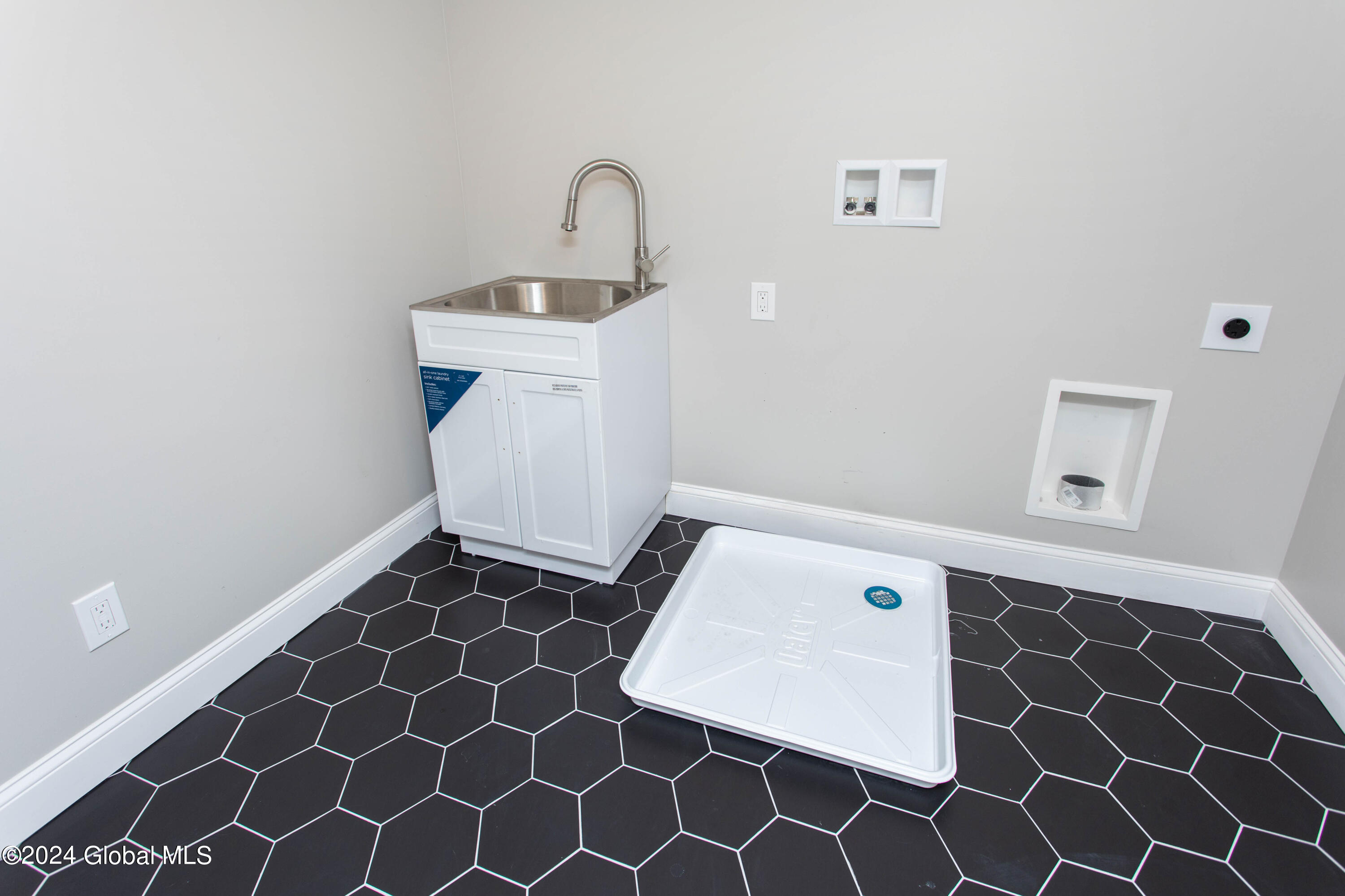 L7 Hetcheltown Road Glenville, NY 12302 - Photo 28 of 37 Owl Creek Spec-27