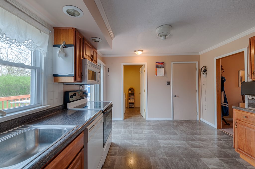 4257 Reed Road Fort Wayne, IN 46815 - Photo 13 of 18 Gallery Image 13
