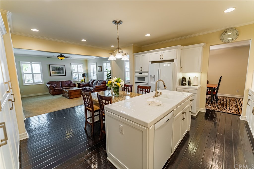 24 Daisy Street Ladera Ranch, CA 92694 - Photo 4 of 36