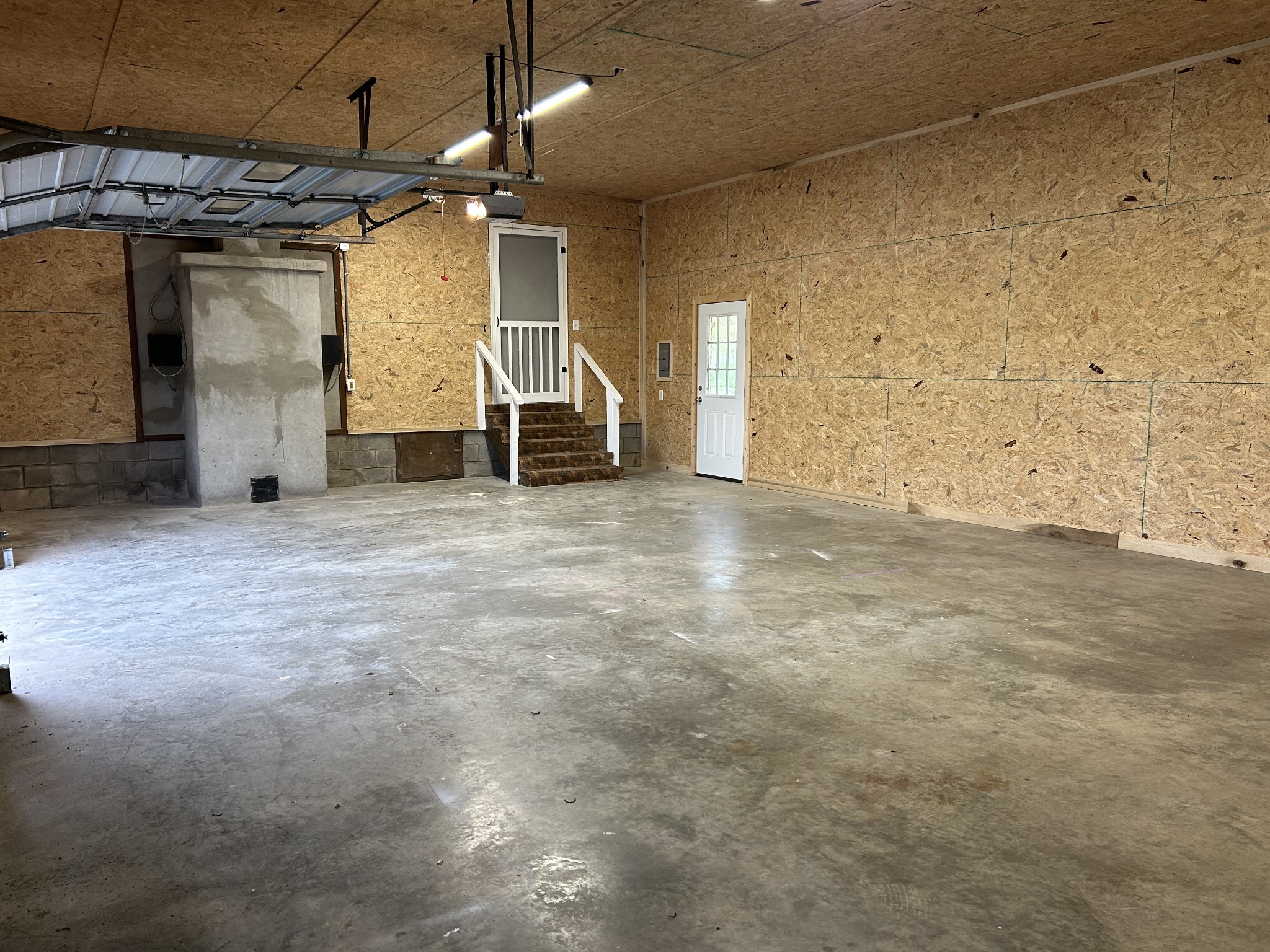 20 Ball Park Road Big Sandy, TN 38221 - Photo 6 of 33 a view of a garage