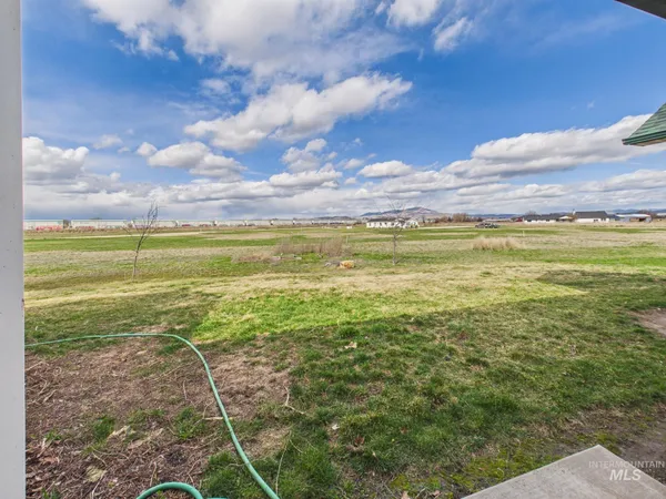$850,000 | 2395 Airport Road, Emmett, ID 83617