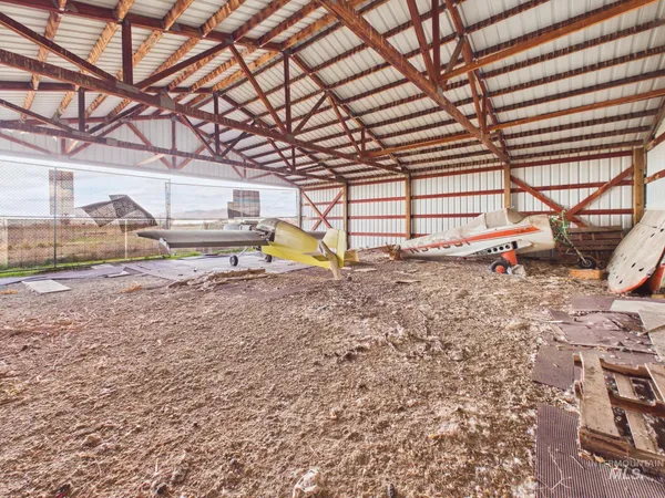 $850,000 | 2395 Airport Road, Emmett, ID 83617
