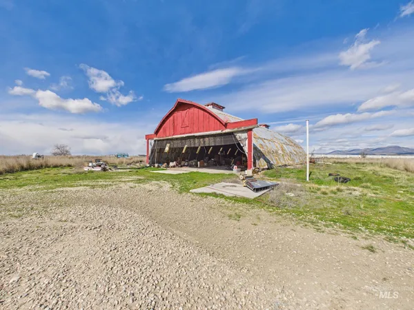 $850,000 | 2395 Airport Road, Emmett, ID 83617