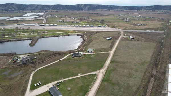 $850,000 | 2395 Airport Road, Emmett, ID 83617