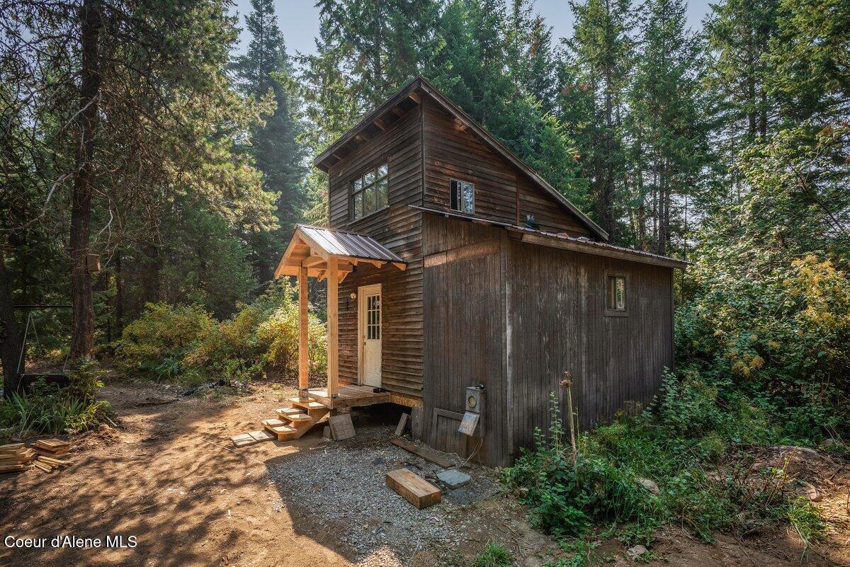 26864 North Timber Ridge Road Rathdrum, ID 83858 - Photo 2 of 12 --58.jpg-SMALL