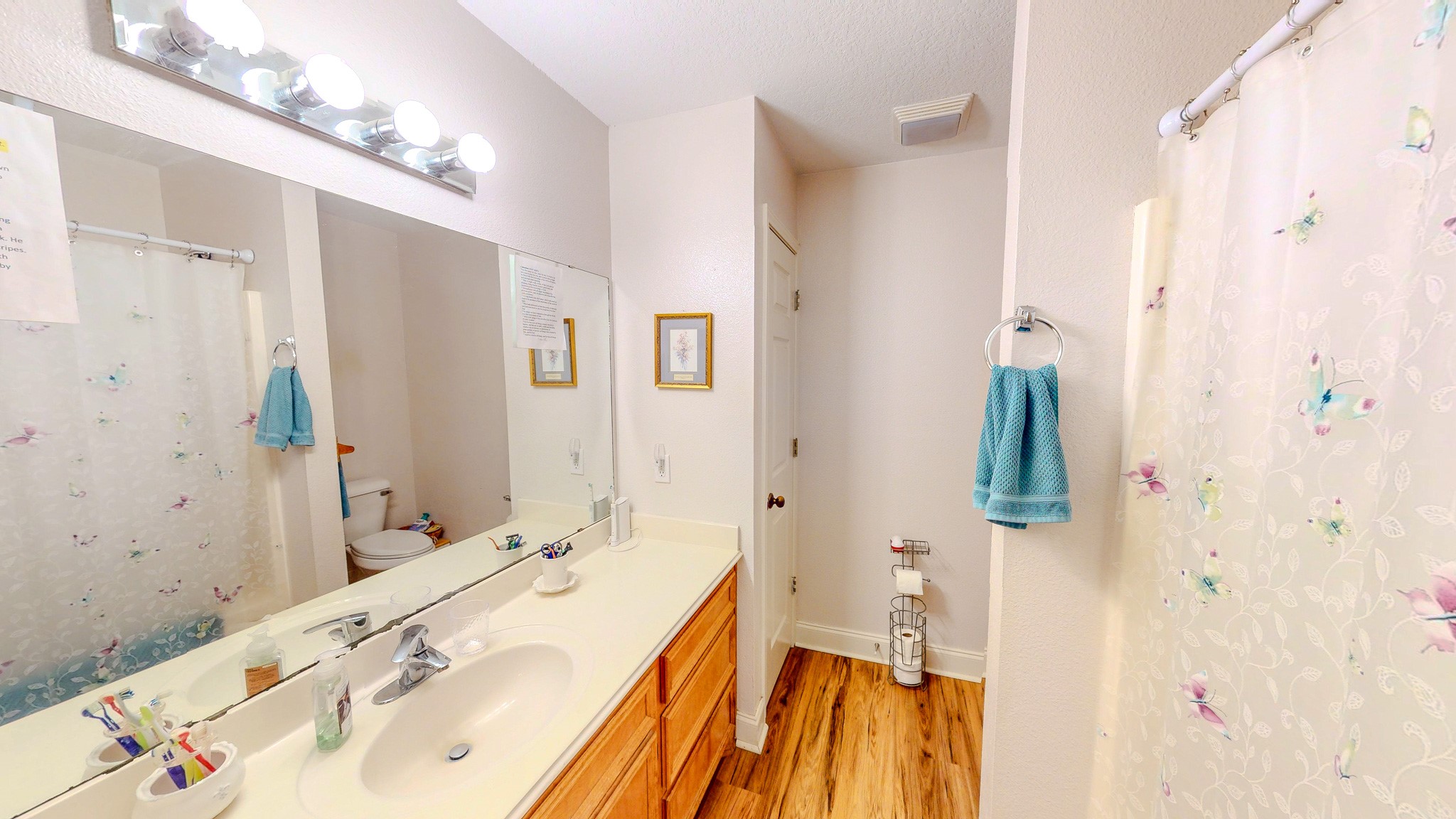 3504 FM 522 Road Brazoria, TX 77422 - Photo 17 of 40 a spacious bathroom with a sink and shower