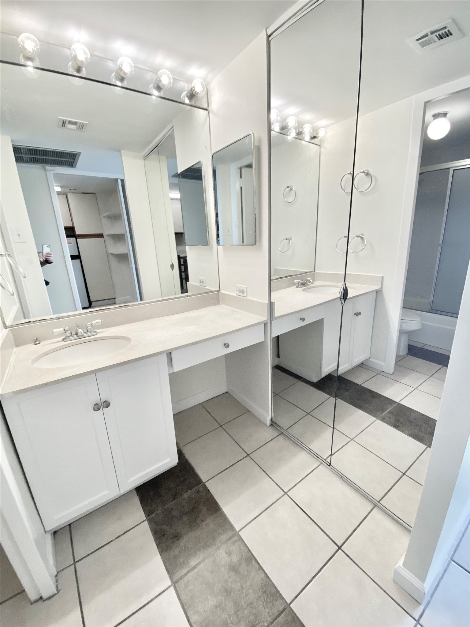 2016 Main Street, Unit 1612 Houston, TX 77002 - Photo 10 of 32
