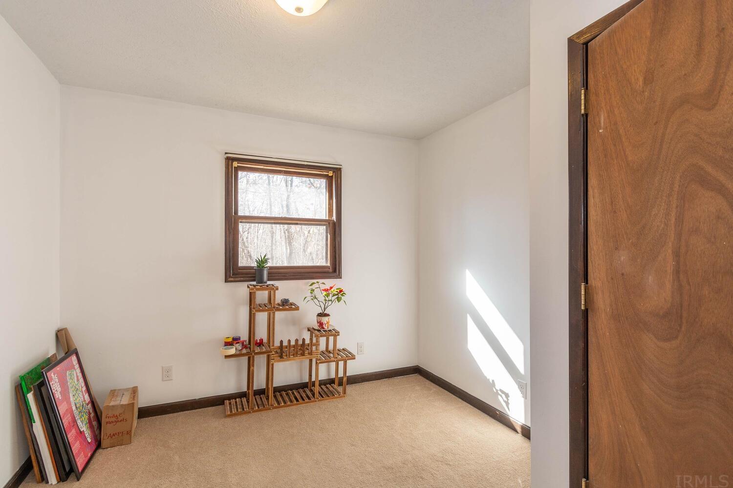 7435 South Rockport Road Bloomington, IN 47403 - Photo 17 of 27 Gallery Image 17