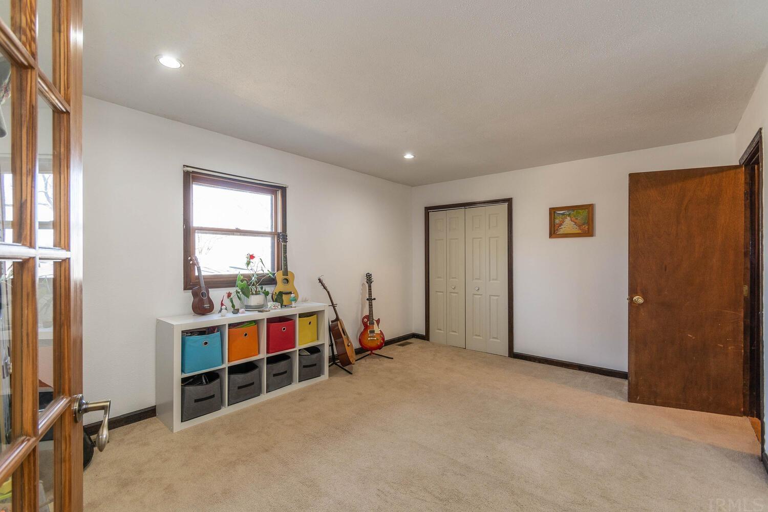 7435 South Rockport Road Bloomington, IN 47403 - Photo 18 of 27 Gallery Image 18