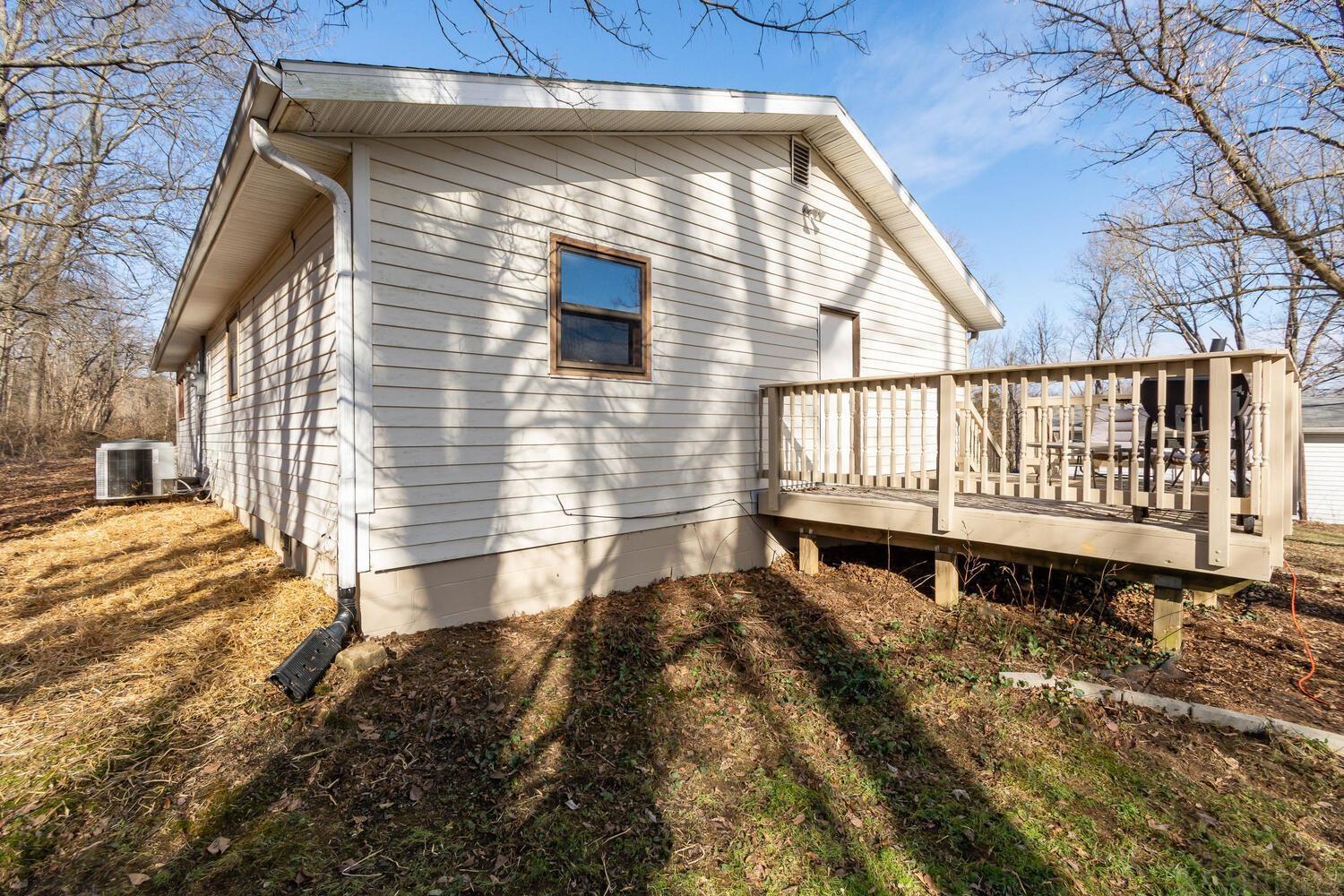 7435 South Rockport Road Bloomington, IN 47403 - Photo 23 of 27 Gallery Image 23