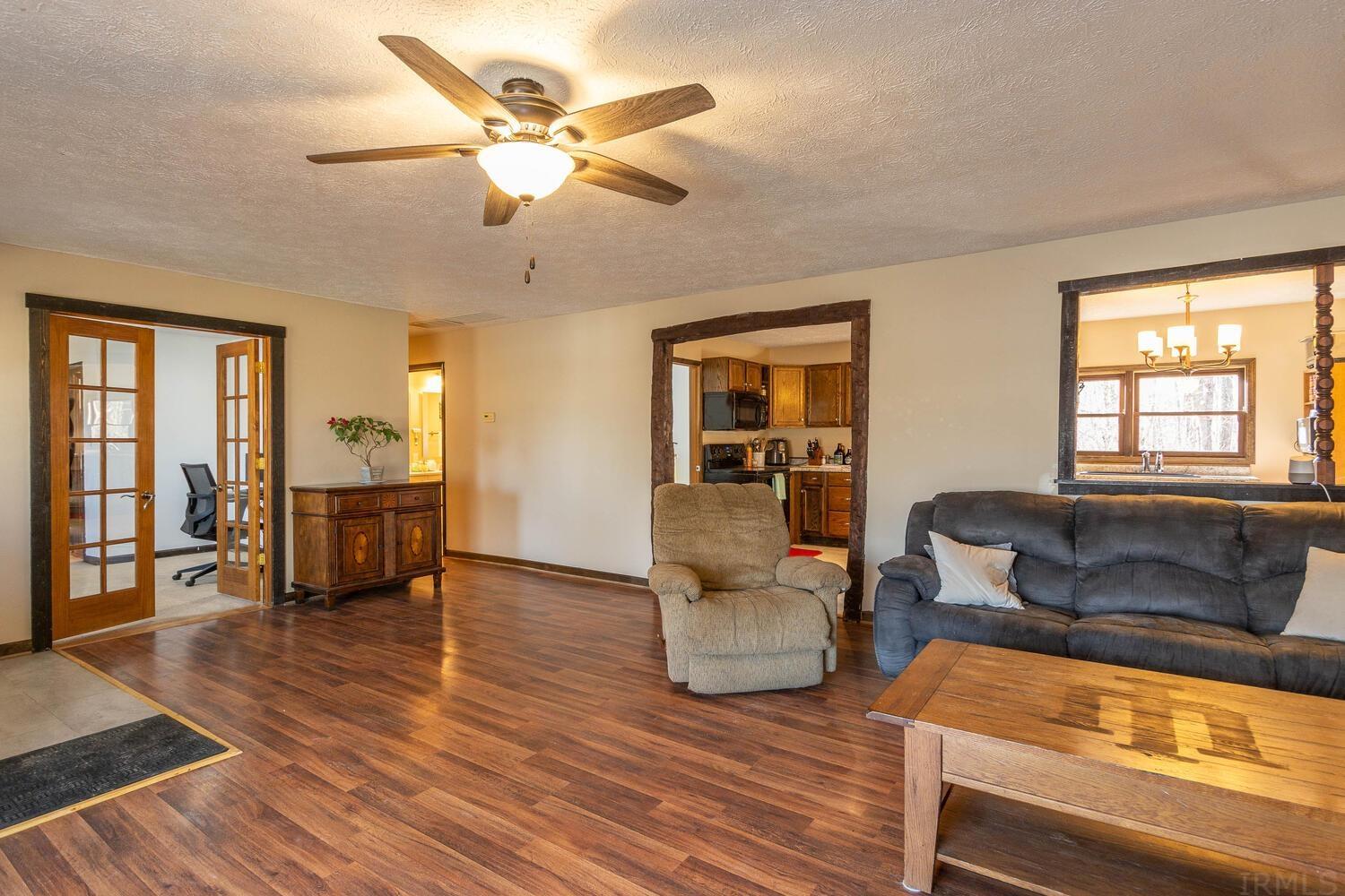 7435 South Rockport Road Bloomington, IN 47403 - Photo 8 of 27 Gallery Image 8
