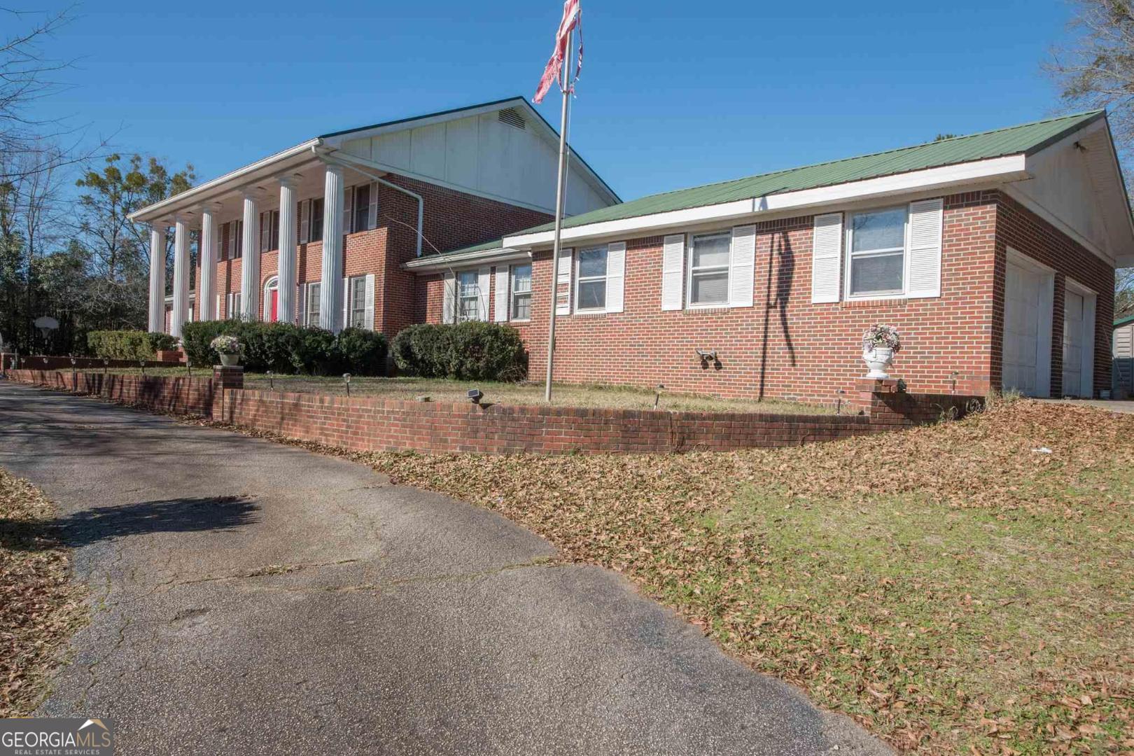 3861 Newnan Road Griffin, GA 30223 - Photo 3 of 10