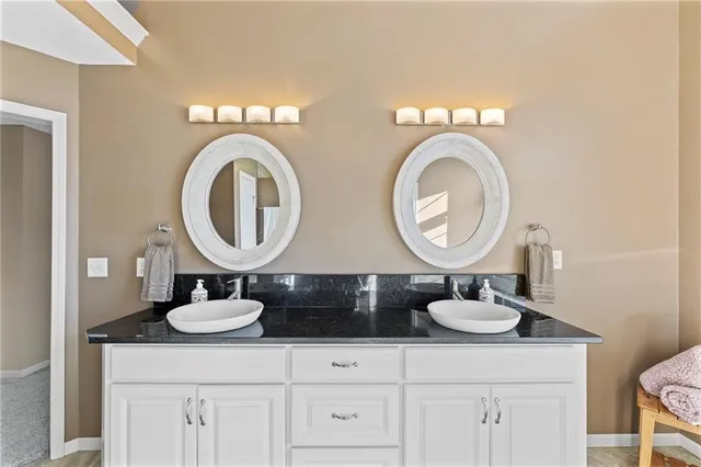 $669,500 | 20179 West 108th Terrace, Olathe, KS 66061