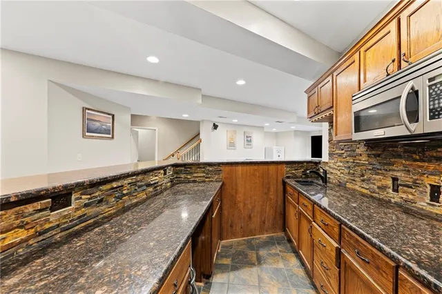 $669,500 | 20179 West 108th Terrace, Olathe, KS 66061